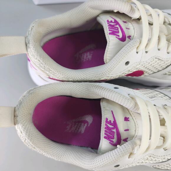 Women's Nike Air Max Muse Sz 7.5 011866 White Pink Mesh Running Shoes Sneakers - Picture 4 of 8